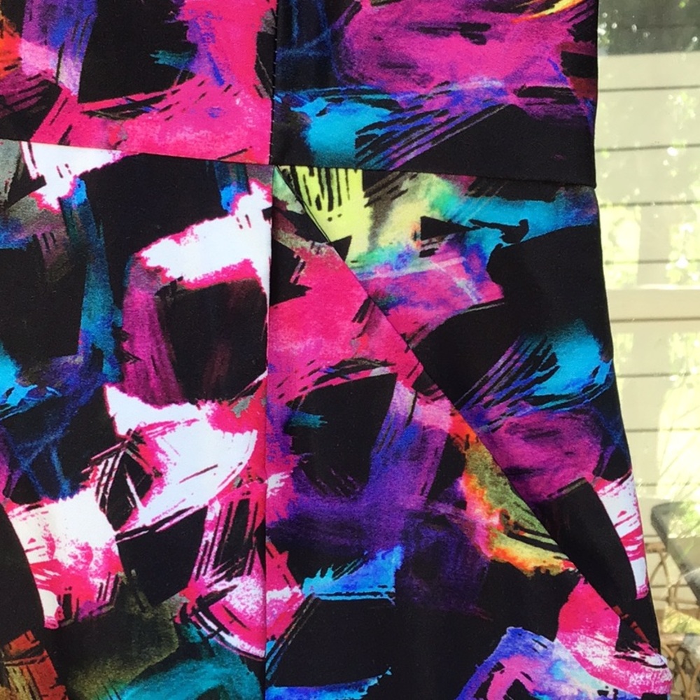 Millly Graffiti Black Abstract Multi Colored Flow… - image 7